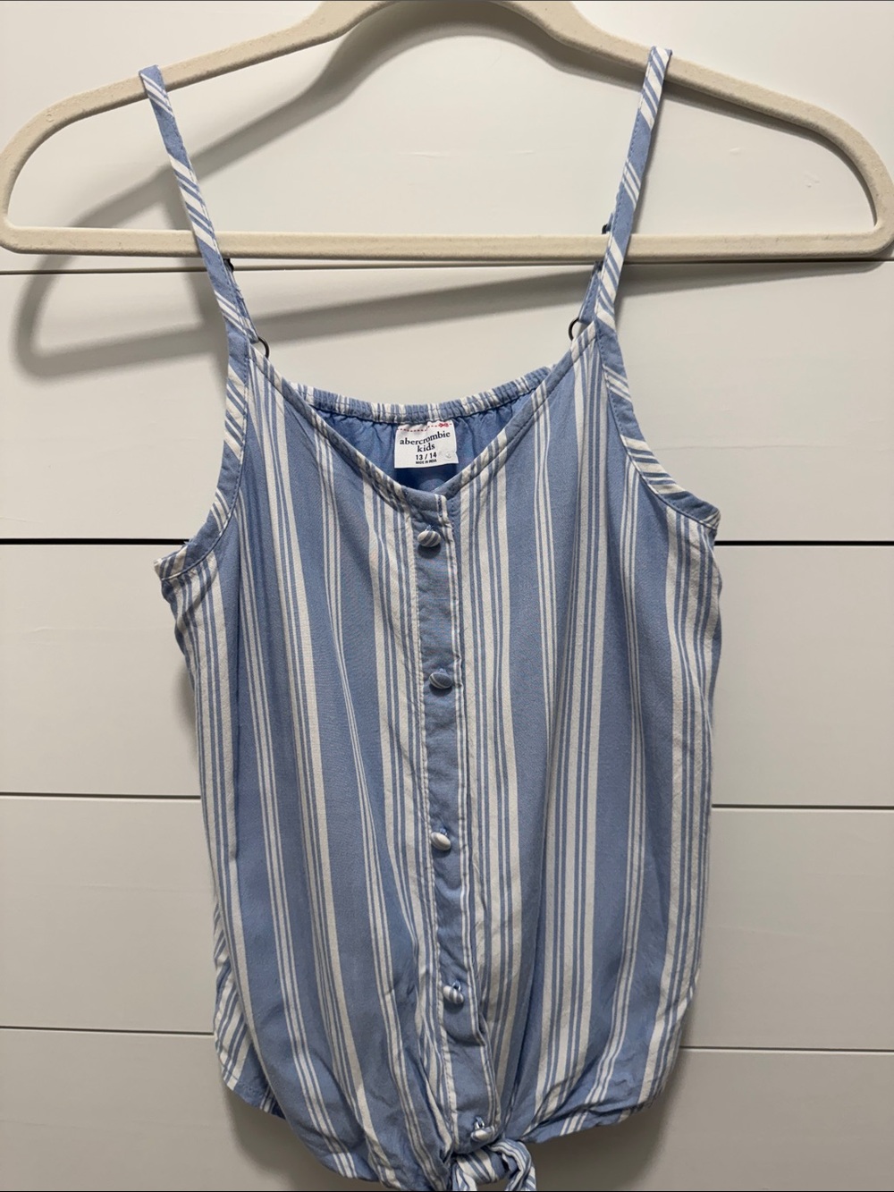 Girl’s Abercrombie top size 13/14